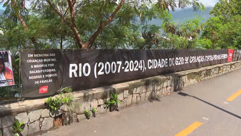 Rio de Paz faz ato na Lagoa contra a morte de crianças por balas perdidas | Rio de Janeiro