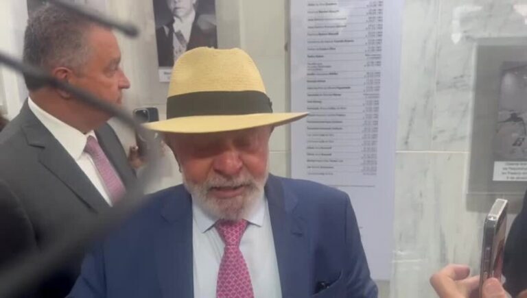 Lula critica Meta e defende responsabilização por conteúdos postados em redes sociais