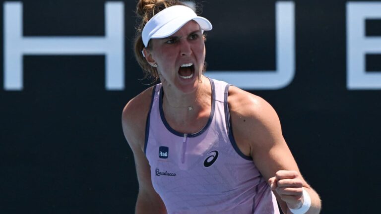 Bia Haddad Maia vence Julia Riera e avança no Australian Open