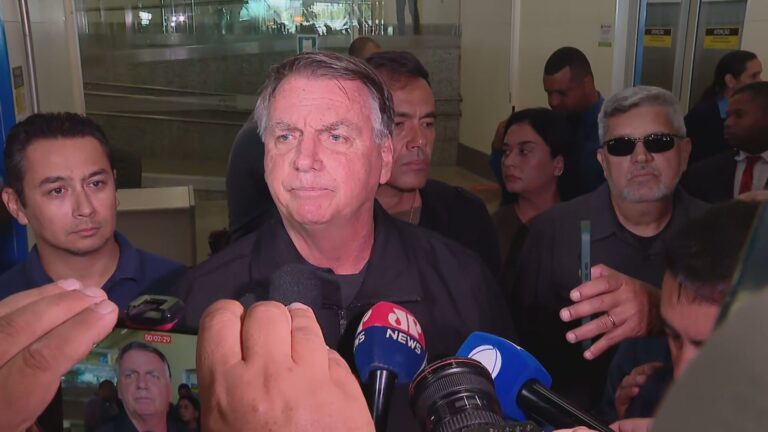 Bolsonaro diz que Trump pode “afastar inelegibilidades” como a dele