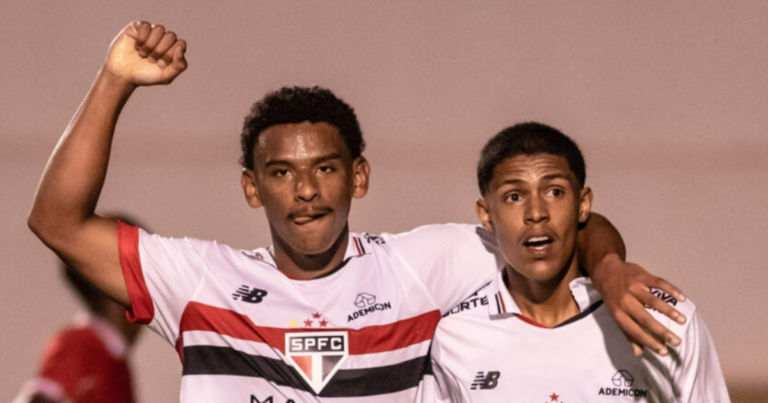 Copinha 2025: São Paulo goleia América-RN e enfrenta o Juventude na terceira fase