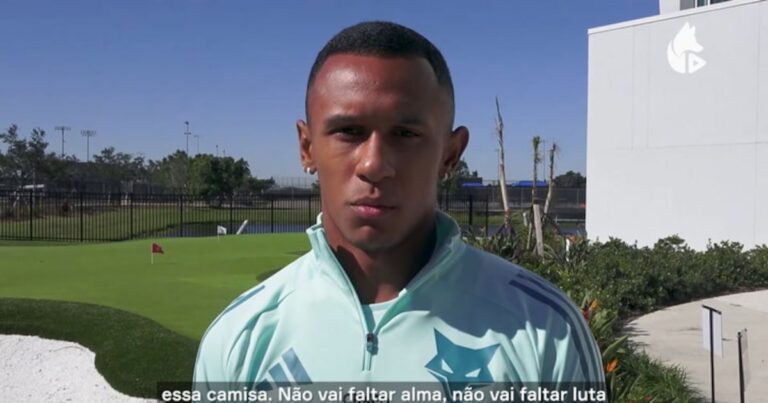 Marquinhos na chegada ao Cruzeiro: 'Vamos fazer grandes coisas'