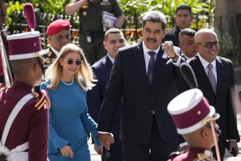 Fronteira da Venezuela com o Brasil é fechada por decisão de autoridades do país vizinho | Brasil