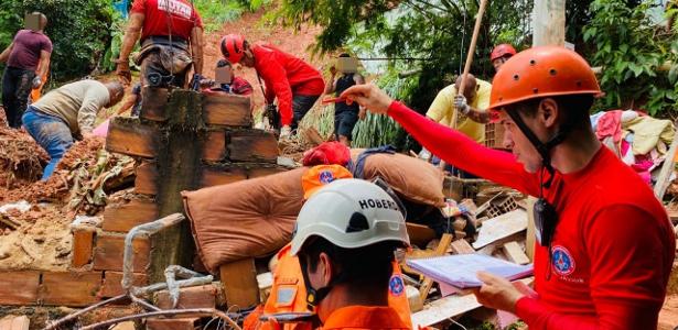 Fortes chuvas deixam ao menos 11 mortos no interior de Minas Gerais