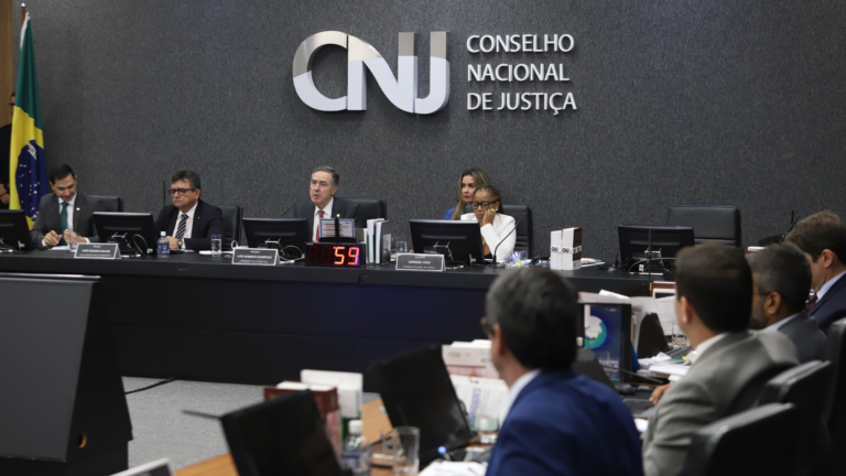 Regra do CNJ para paridade de gênero promoveu 70 magistradas em um ano