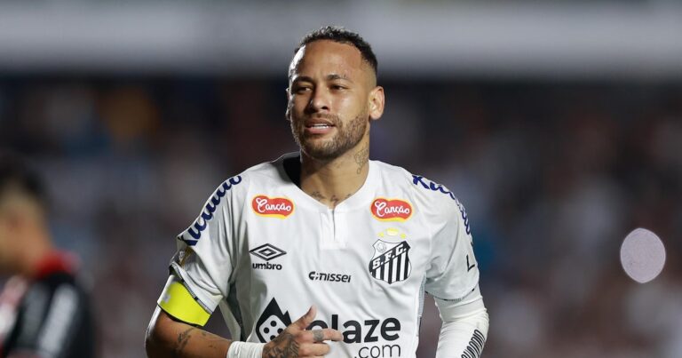 Neymar diz que Santos está no mesmo nível do Corinthians, mas destaca Palmeiras: ‘Acima’ Neymar diz que Santos está no mesmo nível do Corinthians, mas destaca Palmeiras: ‘Acima’