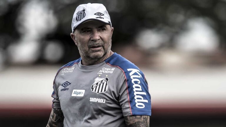 Santos “ignora” mágoas antigas para avançar com Sampaoli; entenda Santos “ignora” mágoas antigas para avançar com Sampaoli; entenda