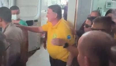 Bolsonaro foi sedado para exames, mas está “acordado e lúcido”, diz Carlos
