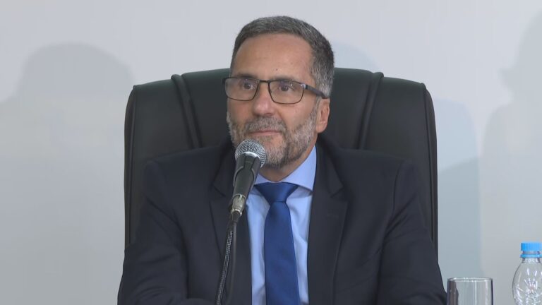 'Segurança exige investimento e exige gente', diz secretário sobre dificuldade para prender procurados