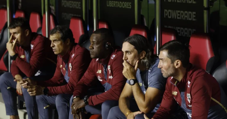 Lesões no São Paulo preocupam Zubeldía antes do confronto com o Cruzeiro Lesões no São Paulo preocupam Zubeldía antes do confronto com o Cruzeiro