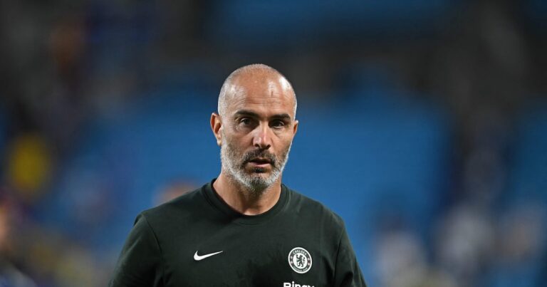 Técnico do Chelsea critica escolha dos EUA para sediar Mundial: ‘Não é futebol, é uma piada’ Técnico do Chelsea critica escolha dos EUA para sediar Mundial: ‘Não é futebol, é uma piada’