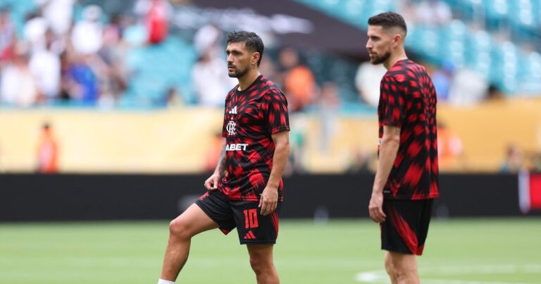 Arrascaeta valoriza atuação contra o Bayern de Munique: ‘Mostramos o que é ser Flamengo’