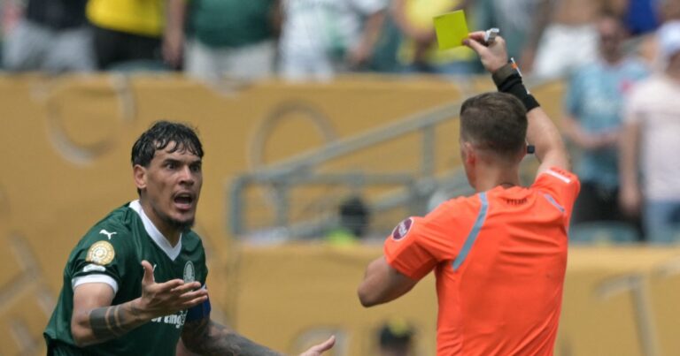 Palmeiras jogará quartas de final do Mundial de Clubes com zaga quase toda reserva